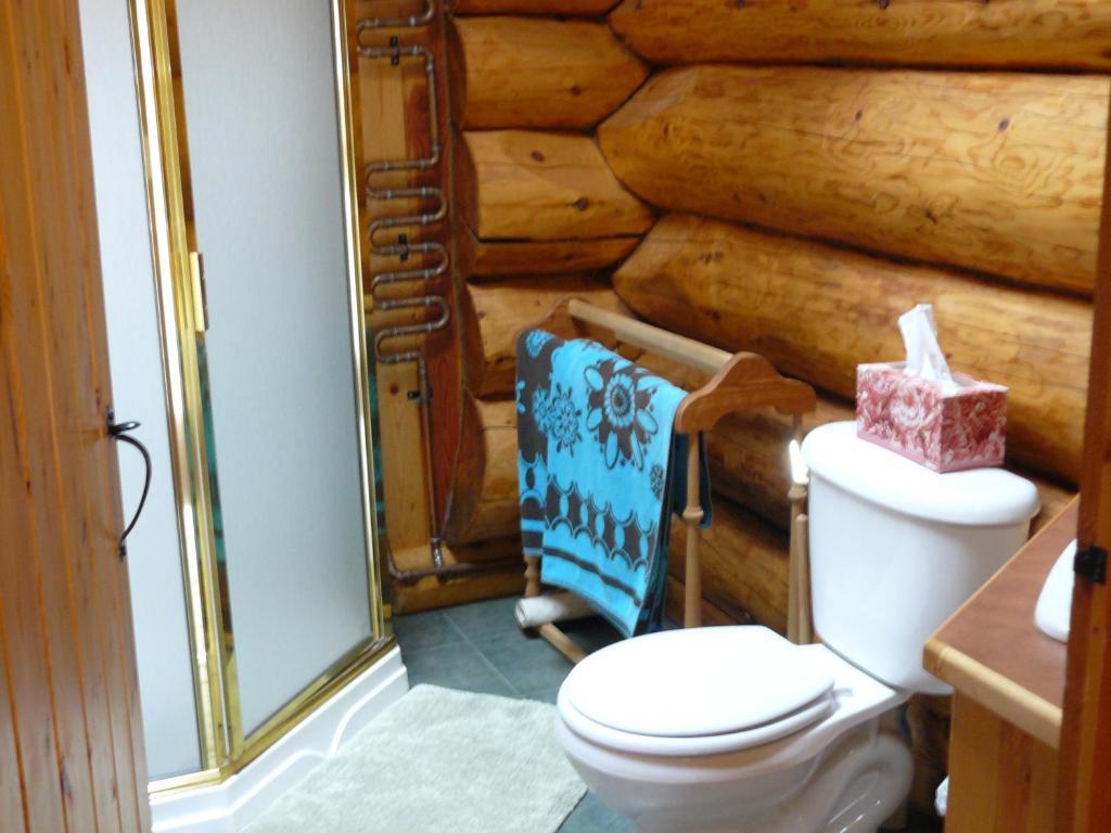 Hitching Post Resort Kelowna Rom bilde