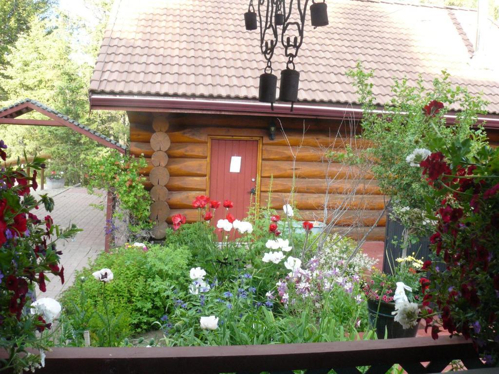 Hitching Post Resort Kelowna Rom bilde