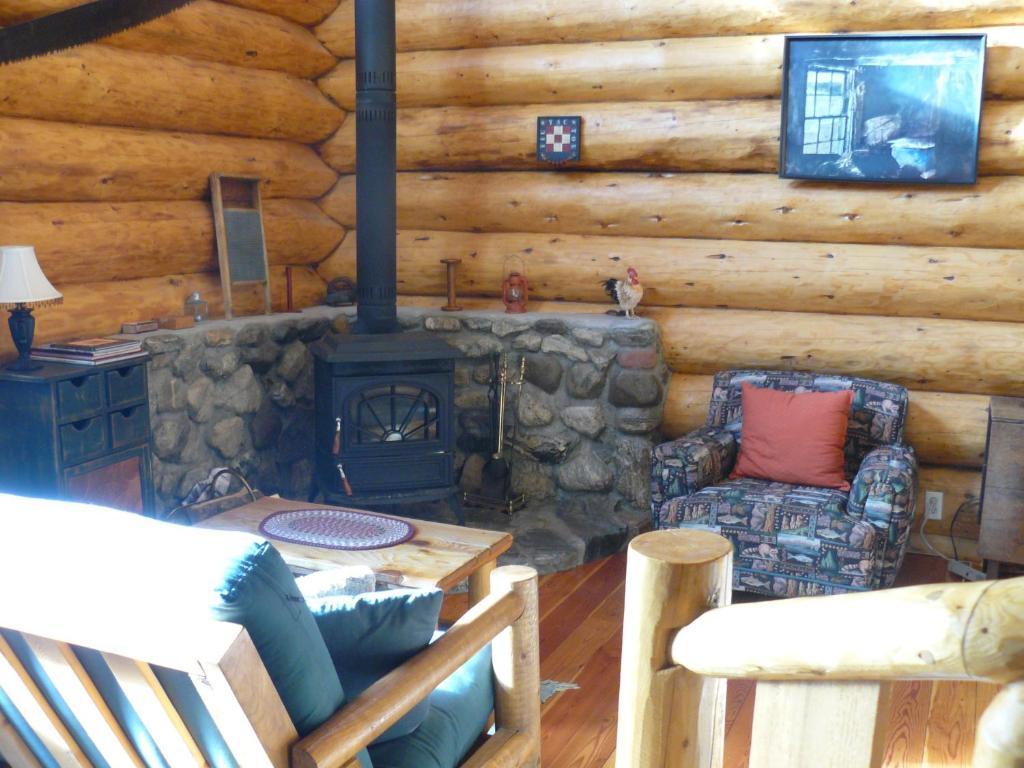 Hitching Post Resort Kelowna Rom bilde
