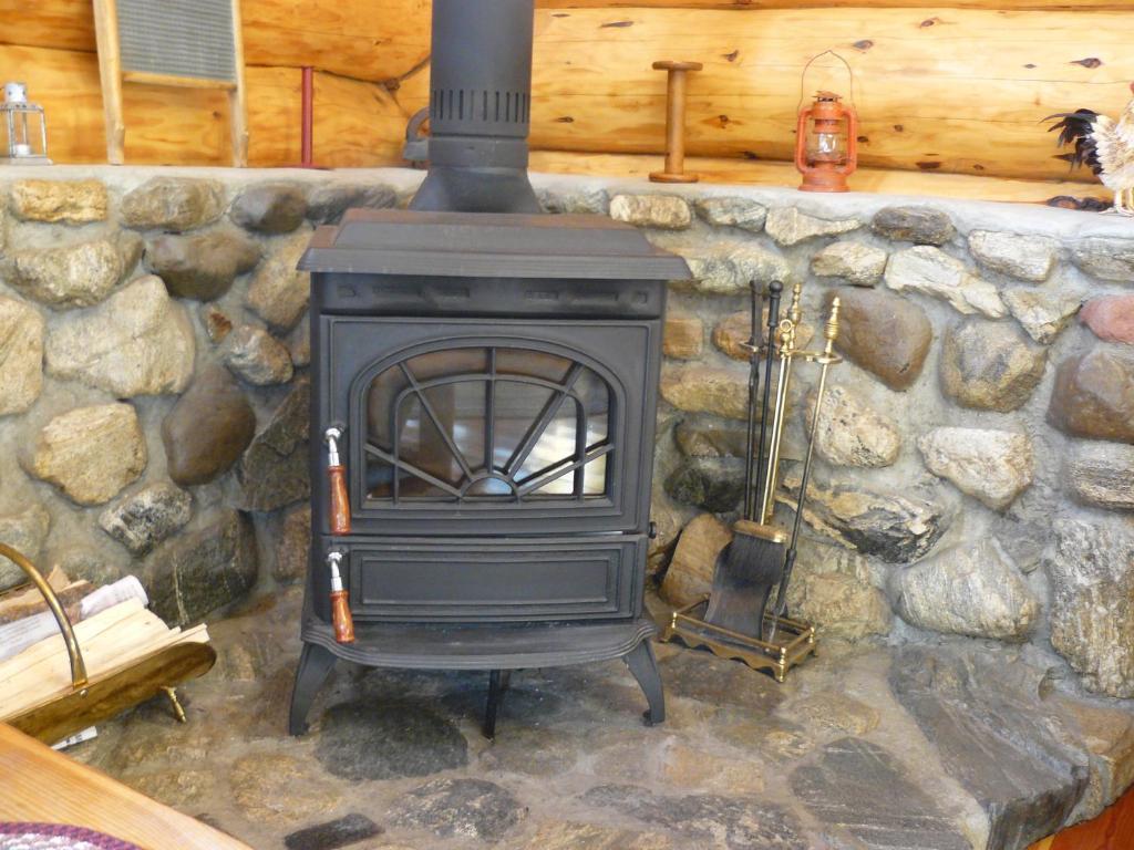 Hitching Post Resort Kelowna Eksteriør bilde