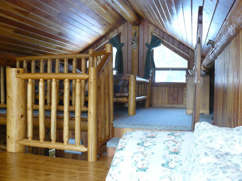 Hitching Post Resort Kelowna Rom bilde