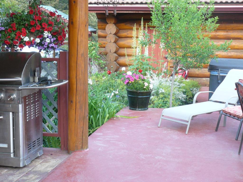 Hitching Post Resort Kelowna Rom bilde